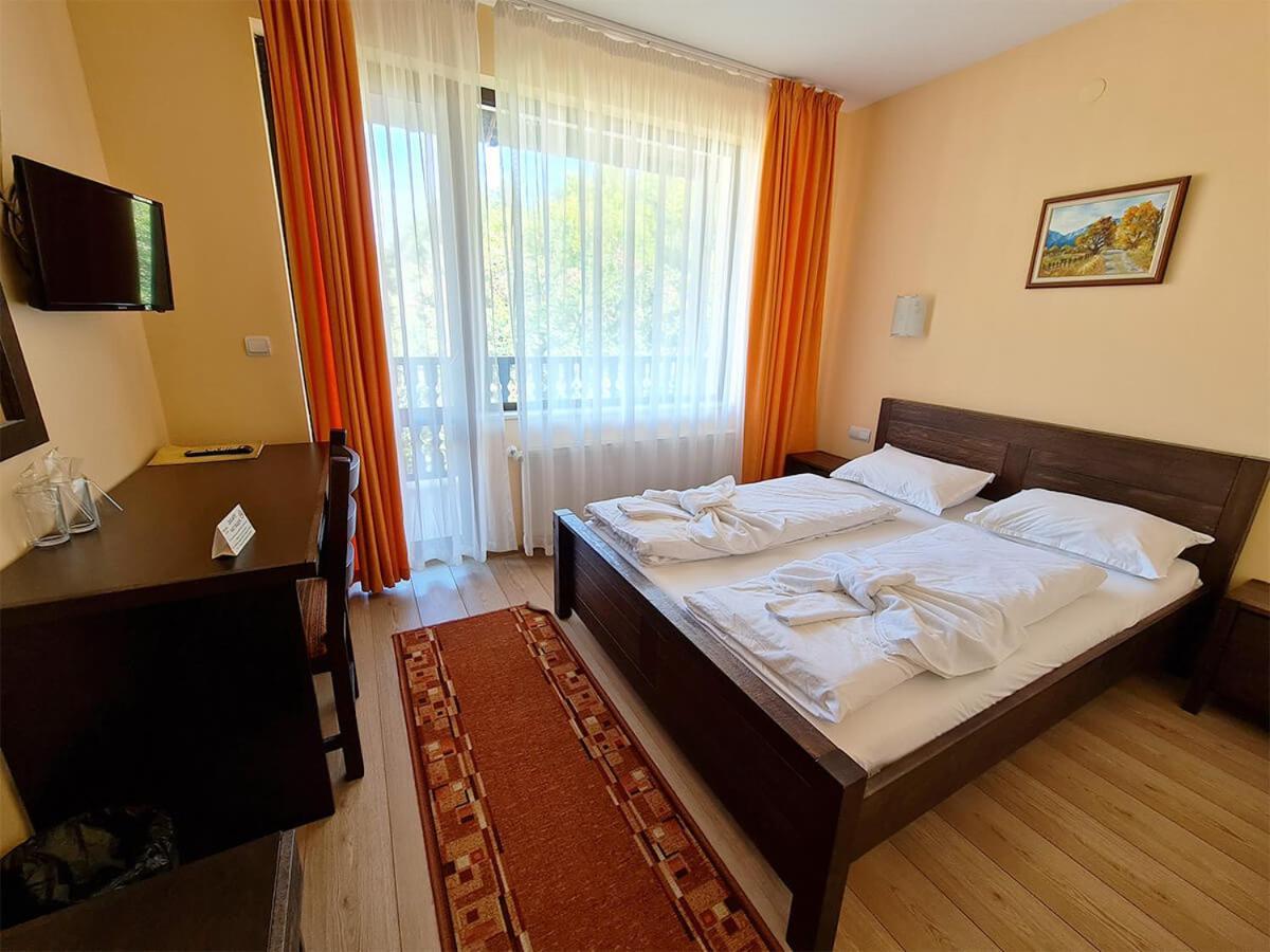 Family Hotel Chiflik Hills Cameră foto