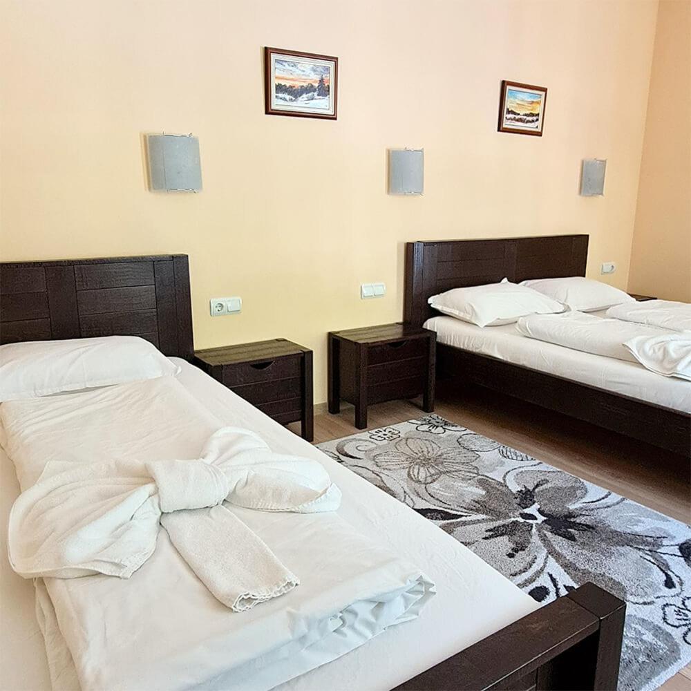 Family Hotel Chiflik Hills Cameră foto