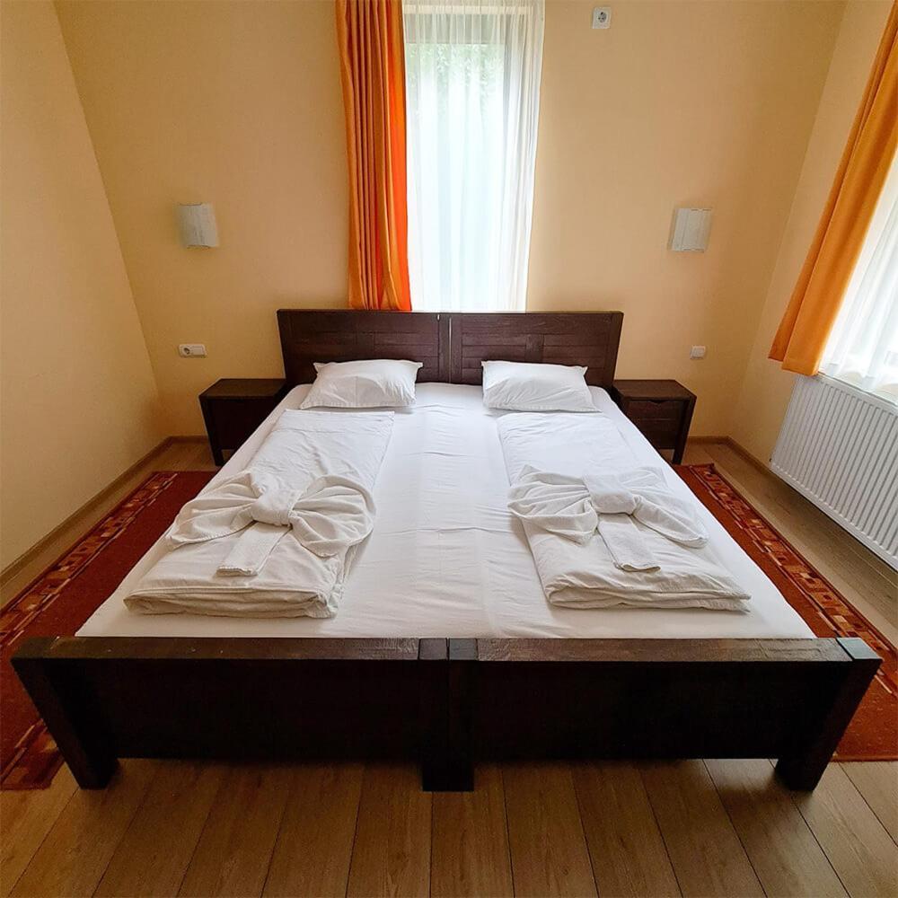 Family Hotel Chiflik Hills Cameră foto